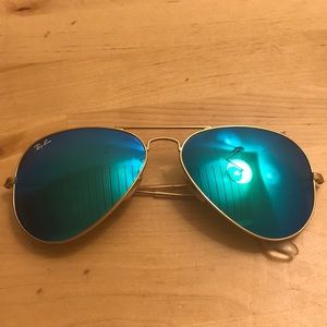 AUTHENTIC RAY BAN AVIATOR FLASH LENSES, GREEN/BLUE